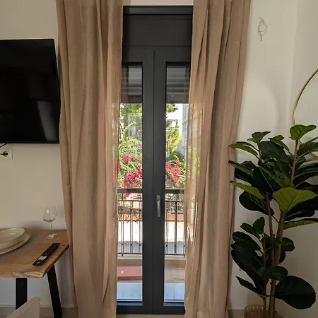 Eriad - Calm Luxury In The Centre *