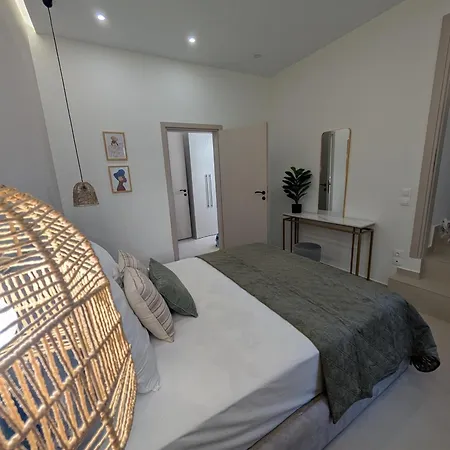 Eriad - Calm Luxury In The Centre *