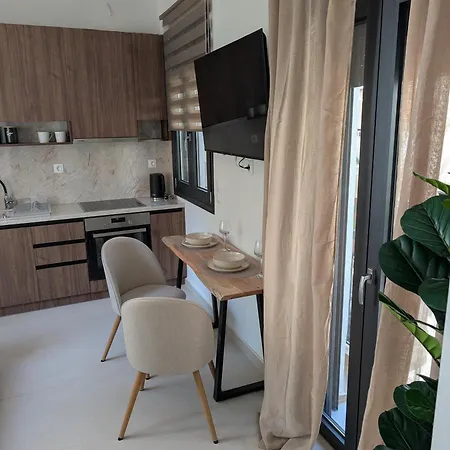 Apartment Eriad - Calm Luxury In The Centre Patras